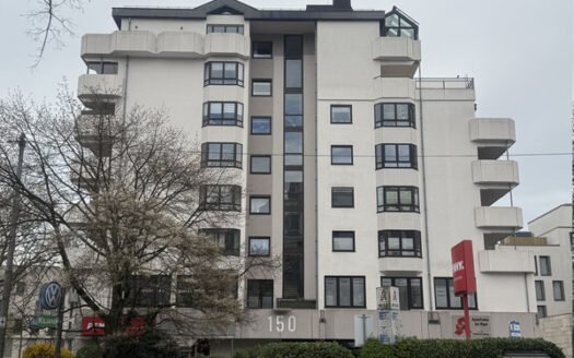 3-Zimmerwohnung mit großem Balkon in zentraler Lage Wiesbadens